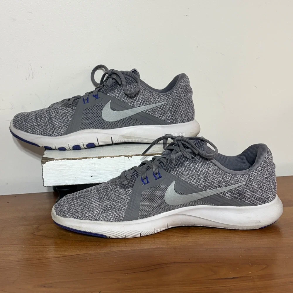 Nike Flex TR 8 Womens Training Shoes Grey Purple 924339-005 Size 8.5